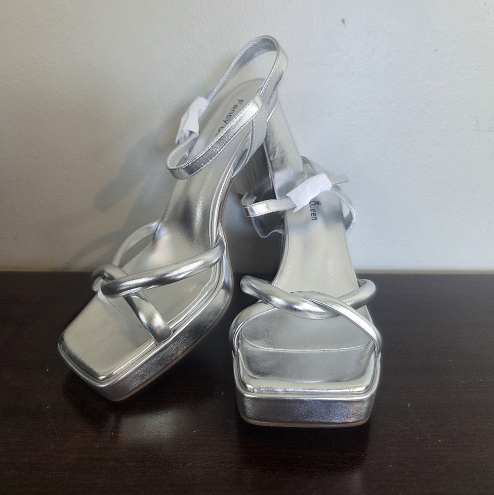 Fancy Queen Silver Strappy Square Toe Block Heels New In Original Box Size 8